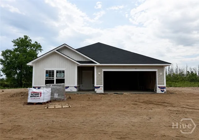 Homes for sale in Allenhurst, GA | 100 Cloverfield Dr Se, Allenhurst, GA 31301 | MLS# SA356217