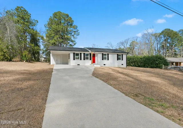 Homes for sale in Rockingham, NC | 1707 Pine St, Rockingham, NC 28379 | MLS# 100578438