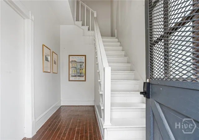 Photo 3 of Multi family home for sale at 1212 Price St, Savannah, GA 31401 | MLS# SA362072 | Listing updated on 2026-08-07