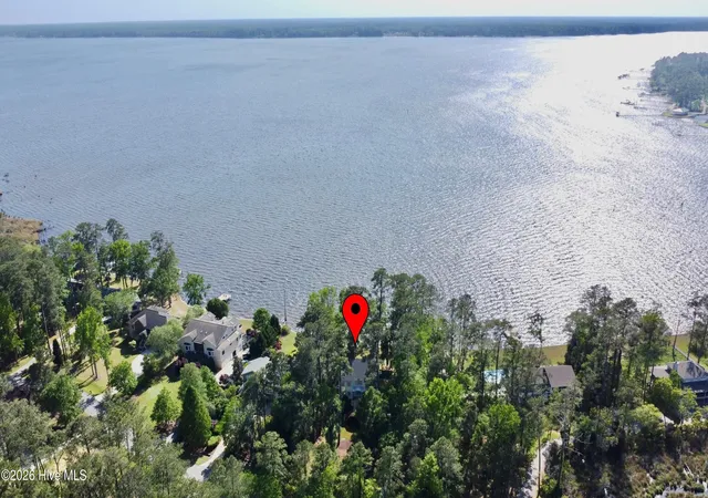 Homes for sale in Washington, NC | 127 Riverview Dr, Washington, NC 27889 | MLS# 100566736