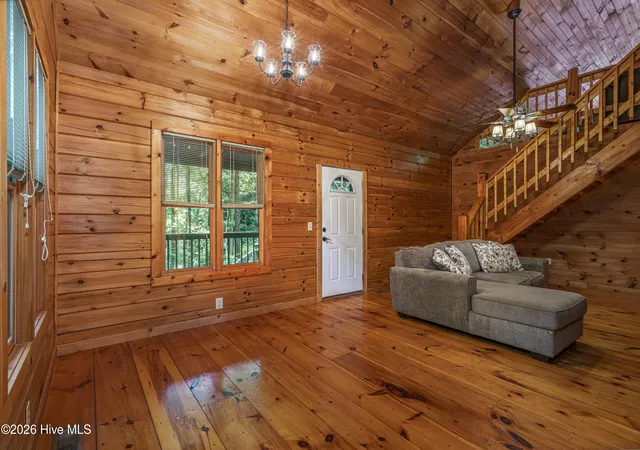 Photo 4 of Single family home for sale at 211 Red Oak Forest Ln, Murphy, NC 28906 | MLS# 100582219 | Listing updated on 2026-08-18