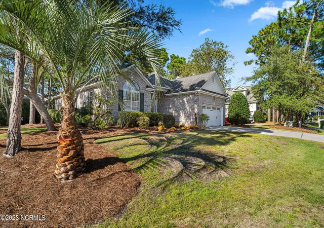 Photo 3 of Single family home for sale at 4103 Lark Bunting Ct Se, Southport, NC 28461 | MLS# 100591339 | Listing updated on 2026-09-01
