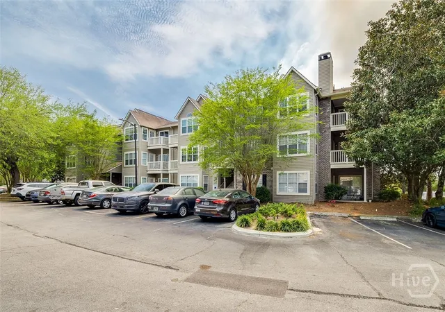 3rd image of 12300 Apache Ave #307, Savannah, GA 31419 | MLS# SA352888