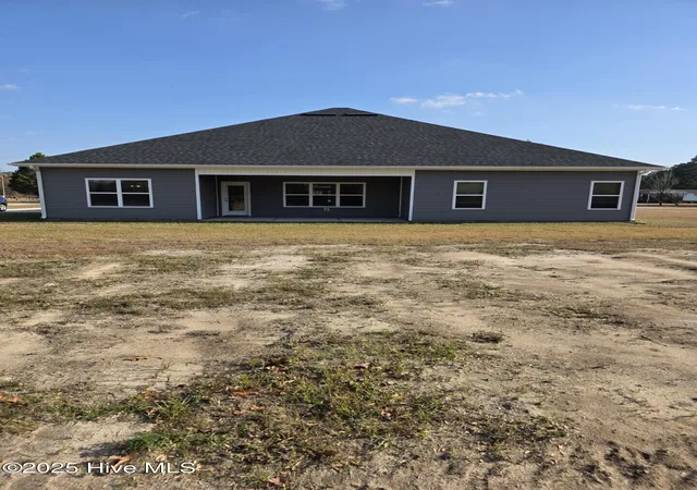 Homes for sale in Grimesland, NC | 194 Poker House Rd, Grimesland, NC 27837 | MLS# 100542611