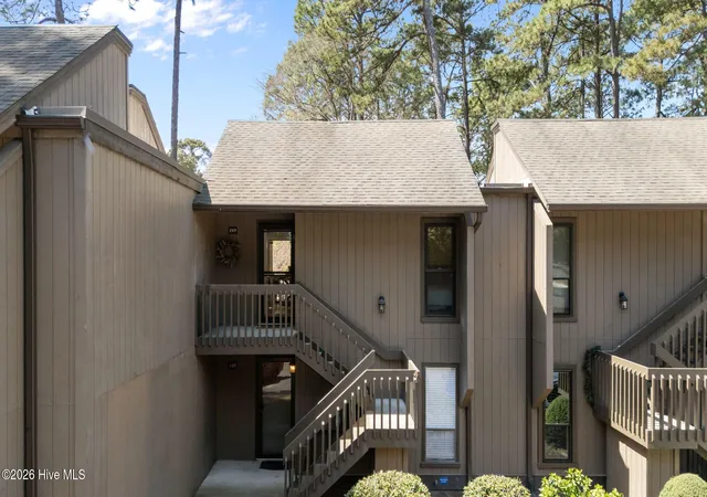 2nd image of 10 Pine Tree Rd, Pinehurst, NC 28374
