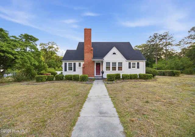 Homes for sale in Hamlet, NC | 409 Myrtle Ave, Hamlet, NC 28345 | MLS# 100568592