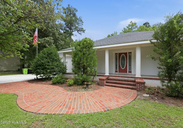 Photo 3 of Single family home for sale at 134 Longwood Dr, Stella, NC 28582 | MLS# 100595992 | Listing updated on 2026-08-18