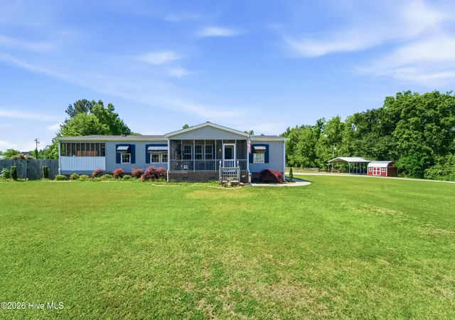 Photo 4 of Single family home for sale at 545 Koonce Frk Rd, Richlands, NC 28574 | MLS# 100572075 | Listing updated on 2026-08-18