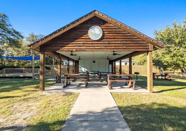 5th image of 607 Burrington Ave, Southport, NC 28461 | MLS# 100538199
