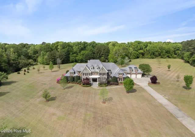 Photo 3 of Single family home for sale at 1181 Middle Rd, Fayetteville, NC 28312 | MLS# 100567436 | Listing updated on 2026-08-18