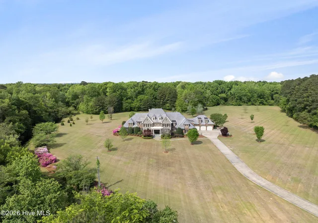 Photo 4 of Single family home for sale at 1181 Middle Rd, Fayetteville, NC 28312 | MLS# 100567436 | Listing updated on 2026-08-18