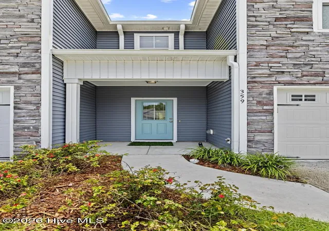 Photo 3 of Townhouse for sale at 359 S Stingray Ln, Sneads Ferry, NC 28460 | MLS# 100595350 | Listing updated on 2026-09-22