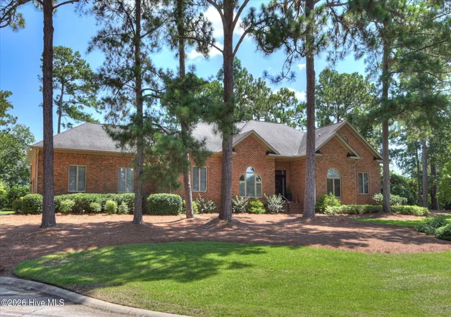 Photo 3 of Single family home for sale at 100 Nutmeg Ct, Aiken, SC 29803 | MLS# 100588441 | Listing updated on 2026-08-25