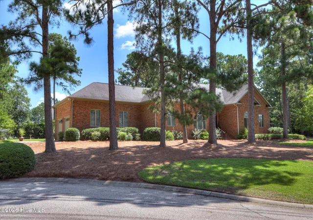 Photo 3 of Single family home for sale at 100 Nutmeg Ct, Aiken, SC 29803 | MLS# 100588441 | Listing updated on 2026-08-25