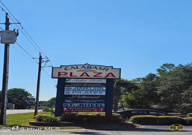 Homes for sale in Calabash, NC | 10174 Beach Drive, Calabash, NC 28467 | Houzeo