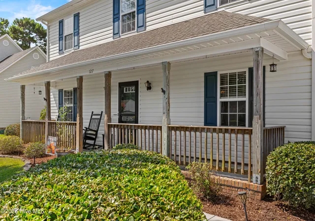 Homes for sale in Hubert, NC | 127 Trailwood Dr, Hubert, NC 28539 | MLS# 100588564