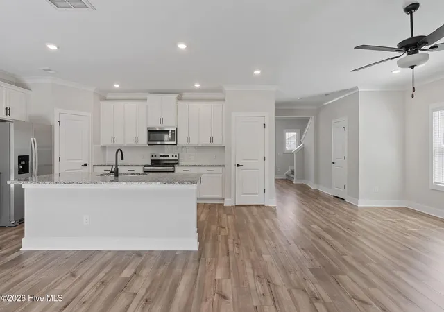 5th image of 220 Umbrella Palm Dr, Hampstead, NC 28443 | MLS# 100563141
