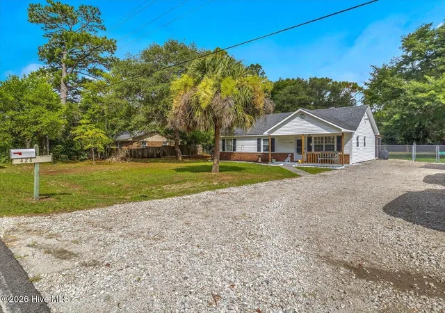 Photo 3 of Single family home for sale at 428 Horn Rd, Wilmington, NC 28412 | MLS# 100589715 | Listing updated on 2026-09-10