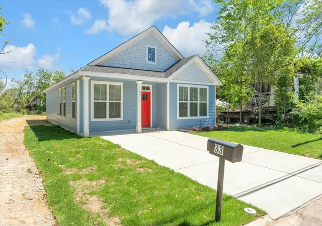 Photo 3 of Single family home for sale at 32 Gregg St, Augusta, GA 30901 | MLS# 100583766 | Listing updated on 2026-08-18