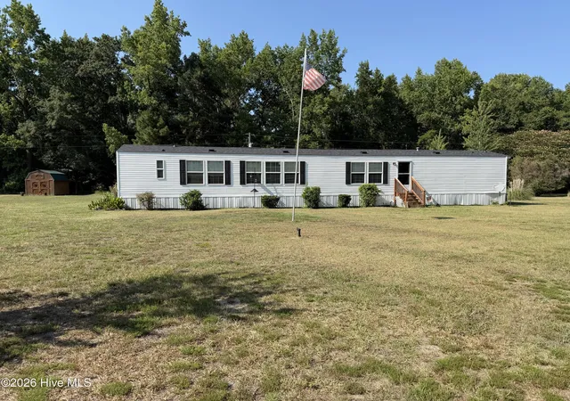 Homes for sale in Kenansville, NC | 165 Ike Frederick Ln, Kenansville, NC 28349 | MLS# 100585939