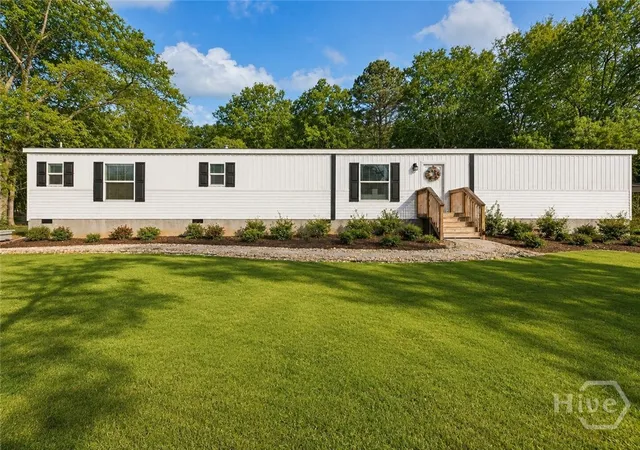 Homes for sale in Danielsville, GA | 136 Pine St, Danielsville, GA 30633 | MLS# CL345983