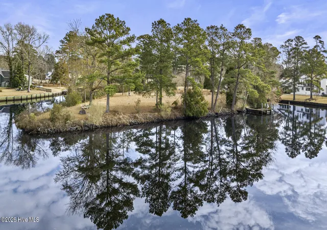 Photo 3 of Land for sale at 117 Anchor Way, New Bern, NC 28562 | MLS# 100547460 | Listing updated on 2026-04-15
