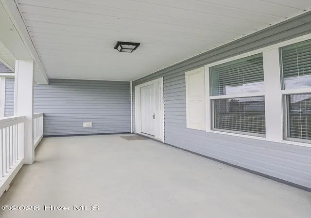 Photo 3 of Single family home for sale at 122 Buckskin Dr, Pollocksville, NC 28573 | MLS# 100591320 | Listing updated on 2026-10-07