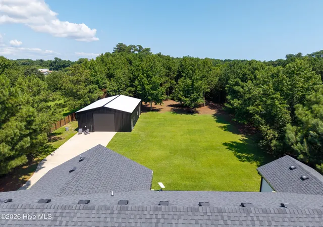 Photo 2 of Single family home for sale at 122 Elliott Rd, Aydlett, NC 27916 | MLS# 100591464 | Listing updated on 2026-08-18
