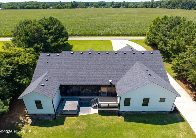 Photo 3 of Single family home for sale at 122 Elliott Rd, Aydlett, NC 27916 | MLS# 100591464 | Listing updated on 2026-08-18