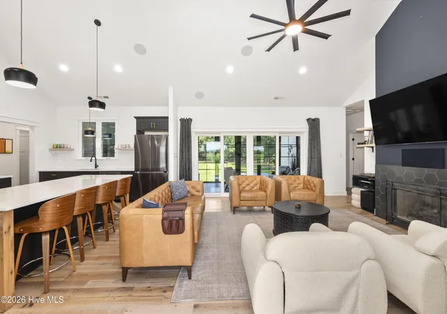 Photo 4 of Single family home for sale at 122 Elliott Rd, Aydlett, NC 27916 | MLS# 100591464 | Listing updated on 2026-08-18
