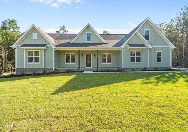 Photo 1 of Single family home for sale at 1435 Pineywood Church Rd, Cameron, NC 28326 | MLS# 100536259 | Listing updated on 2026-08-18
