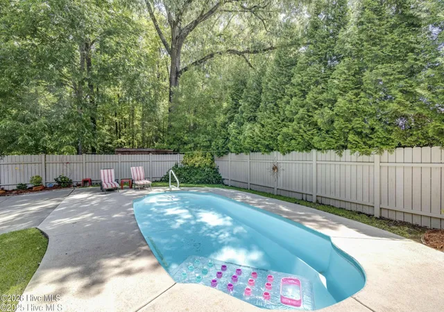 Photo 3 of Single family home for sale at 1 Joshua Dr, Chocowinity, NC 27817 | MLS# 100565563 | Listing updated on 2026-08-26