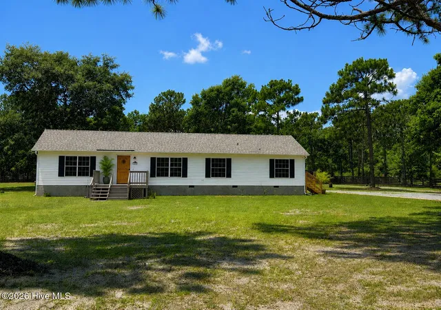 Photo 3 of Single family home for sale at 1265 Gilbert Rd Se, Bolivia, NC 28422 | MLS# 100585516 | Listing updated on 2026-09-29