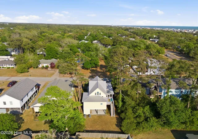Photo 4 of Single family home for sale at 101 NE 33rd Street, Oak Island, NC 28465 | MLS# 100569649 | Listing updated on 2026-10-06