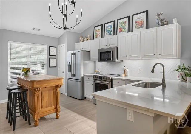 Listing Photo 4 - Condo for sale in building located at 22 River Walk Dr, Savannah, GA 31410 - Unit #22