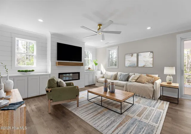Photo 3 of Single family home for sale at 629 Vale Dr, Wilmington, NC 28411 | MLS# 100555900 | Listing updated on 2026-08-31