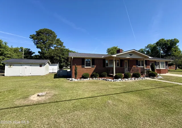 3rd image of 200 First St, Williamston, NC 27892 | MLS# 100548366