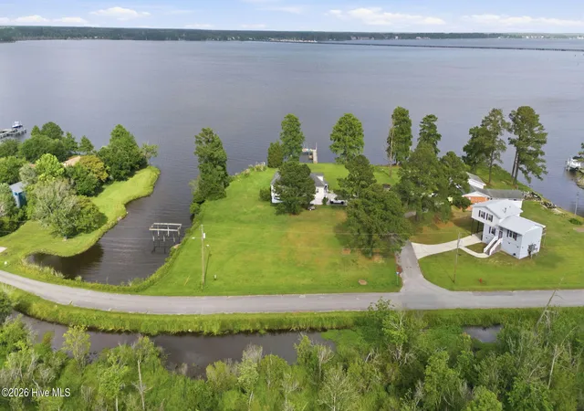 1st image of 1904 Skinner Ct, New Bern, NC 28560 | MLS# 100576944