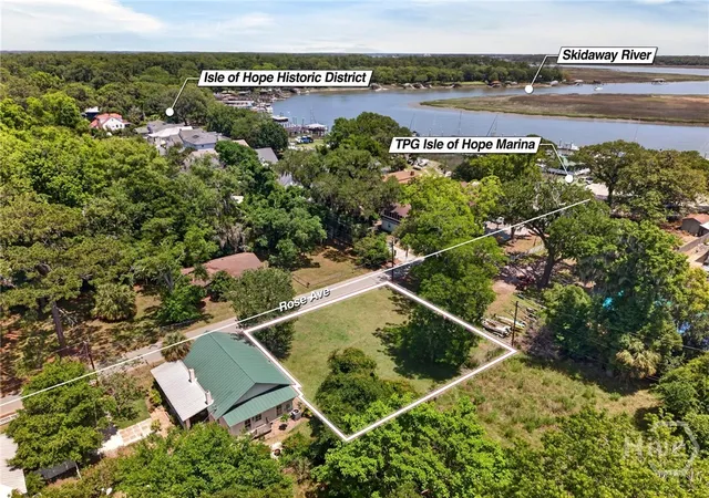 2nd image of 37 Rose Ave, Savannah, GA 31406 | MLS# SA356214