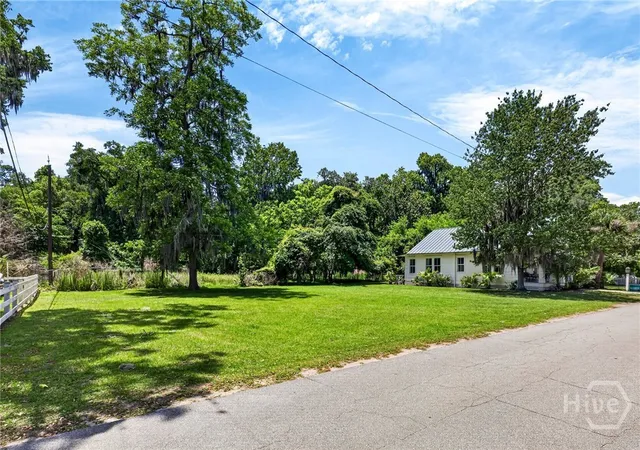 4th image of 37 Rose Ave, Savannah, GA 31406 | MLS# SA356214