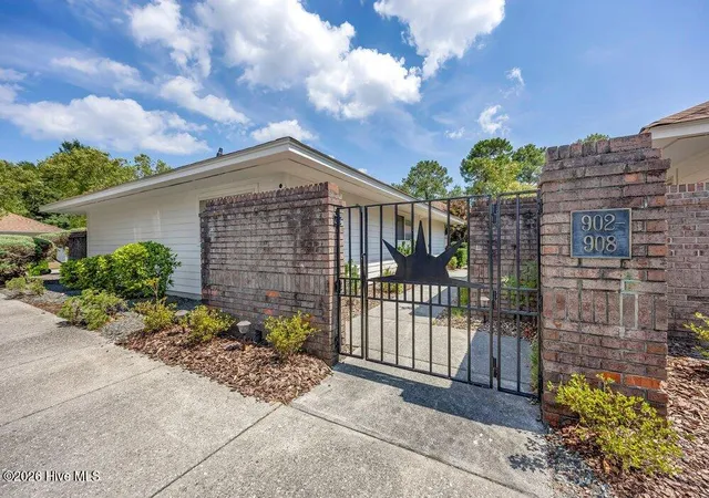 Photo 1 of Townhouse for sale at 908 Summerlin Fls Ct, Wilmington, NC 28412 | MLS# 100588016 | Listing updated on 2026-09-18