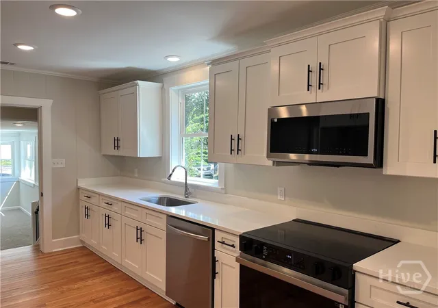 3rd image of 1703 Delmonde Ave, Savannah, GA 31404 | MLS# SA340893
