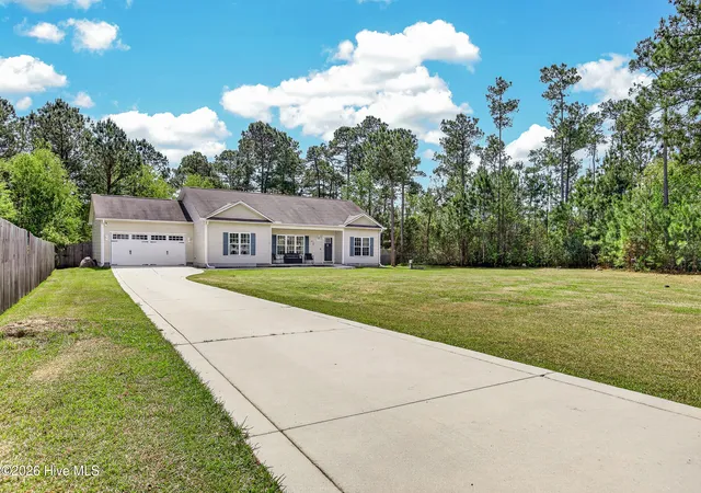 Photo 3 of Single family home for sale at 112 Lilac Ln, Richlands, NC 28574 | MLS# 100567675 | Listing updated on 2026-08-18