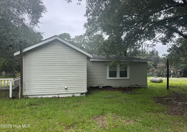 Photo 4 of Single family home for sale at 168 Broad St, Hamlet, NC 28345 | MLS# 100592979 | Listing updated on 2026-10-05