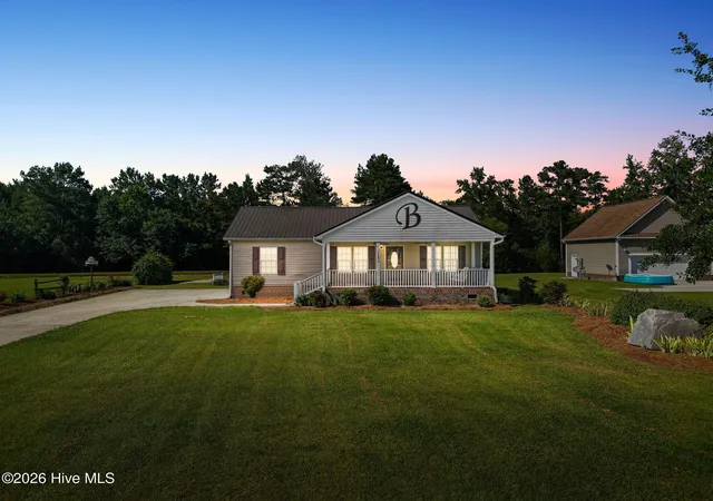 Homes for sale in Tabor City, NC | 1870 Sandy Plains Church Rd, Tabor City, NC 28463 | MLS# 100587211