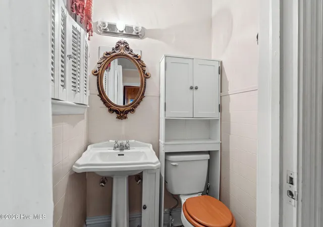 Photo 4 of Single family home for sale at 1201 N Walnut St, Lumberton, NC 28358 | MLS# 100594837 | Listing updated on 2026-08-18
