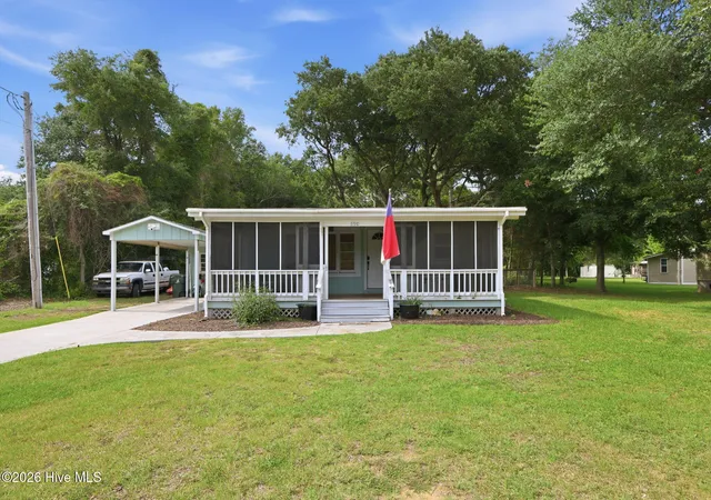 Photo 3 of Single family home for sale at 390 Pearson Cir, Newport, NC 28570 | MLS# 100599677 | Listing updated on 2026-10-04