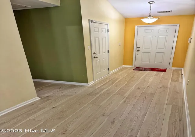 Photo 4 of Single family home for sale at 165 Backfield Pl, Jacksonville, NC 28540 | MLS# 100595379 | Listing updated on 2026-08-18