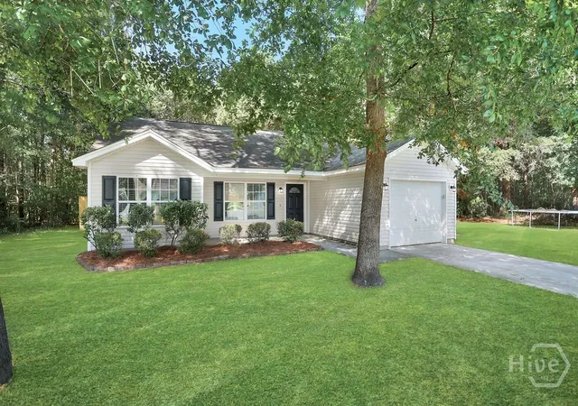 Homes for sale in Springfield, GA | 126 Sand Pine Ct, Springfield, GA 31329 | MLS# SA359396
