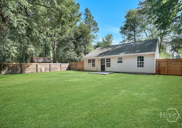 Homes for sale in Springfield, GA | 126 Sand Pine Ct, Springfield, GA 31329 | MLS# SA359396